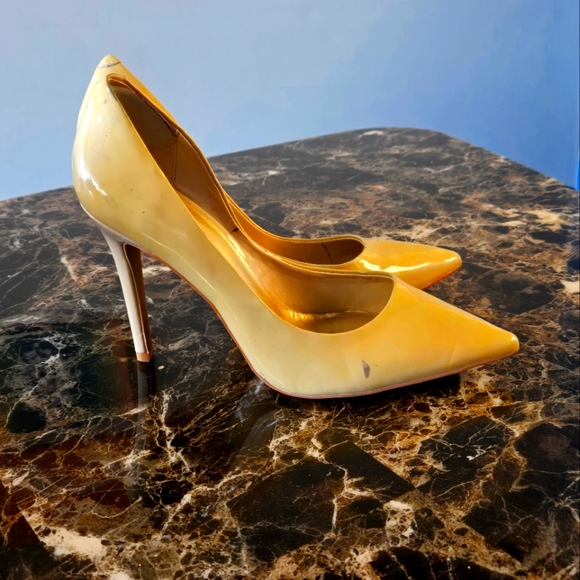 Guess heels - Picture 1 of 2